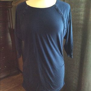 Nursing top size medium